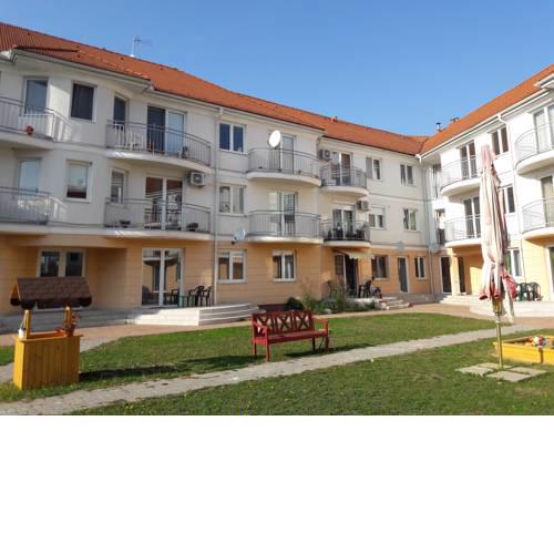 Happy apartman