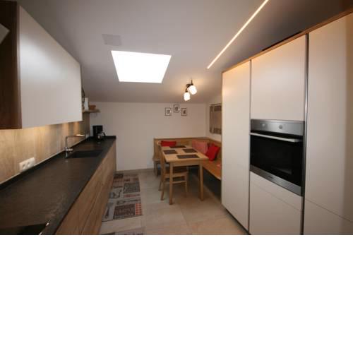 Happy Family Apartment