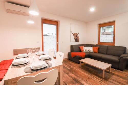 Happy Holiday Apartment