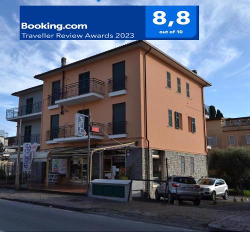 Happy House Diano Marina