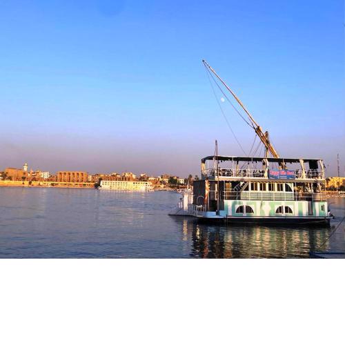 Happy Nile Boat