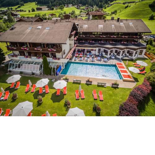 Happy Stubai
