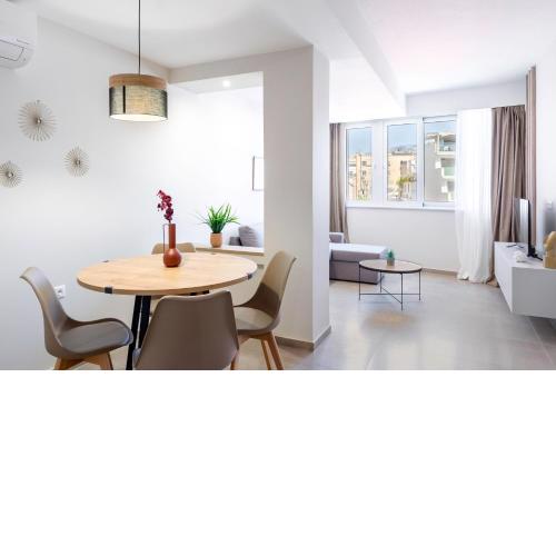 Harmony 2BR Apartment in Athens