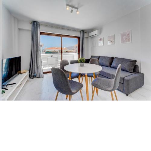 Harmony Apartment with ocean view in Parque Royal