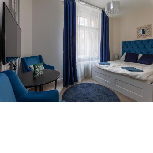 Harmony Apartments - Blue Moon