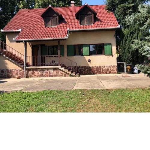 Háromfenyő Apartman