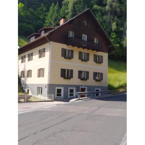 Haus kremsbrücke