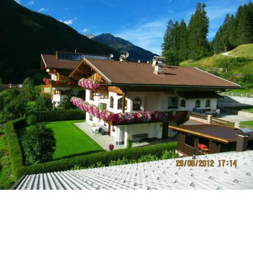 Haus Larcher