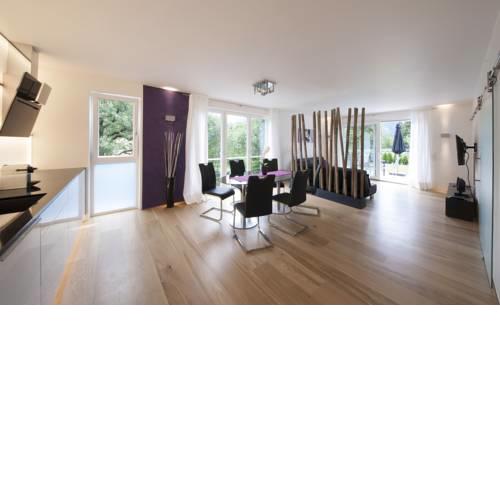 Haus Nina