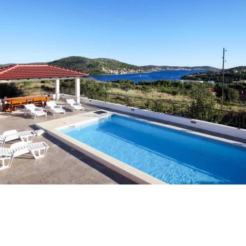 Haus Pinea 340S