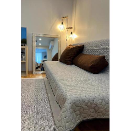 Апартамент ХАЙ / HAY Apartment