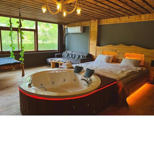 Heaven Wooden Vip Bungalow
