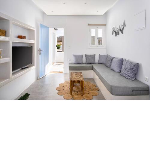 Hebe Parian Living - Paros Naousa Apts
