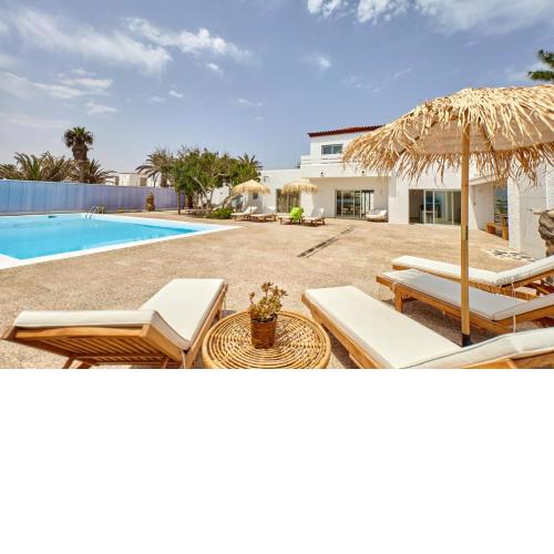 Hélène Holidays - Hotel Boutique