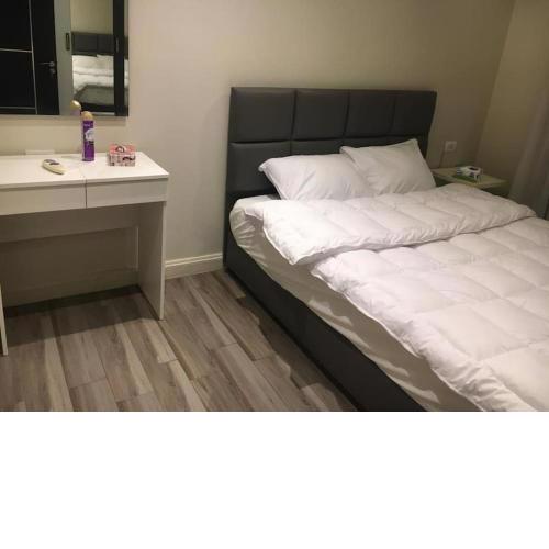Heliopolis central cozy studio