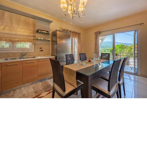 Helios Maisonette