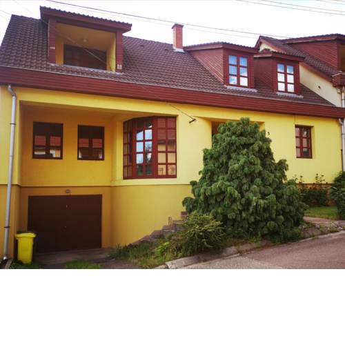 Hella Vendégház
