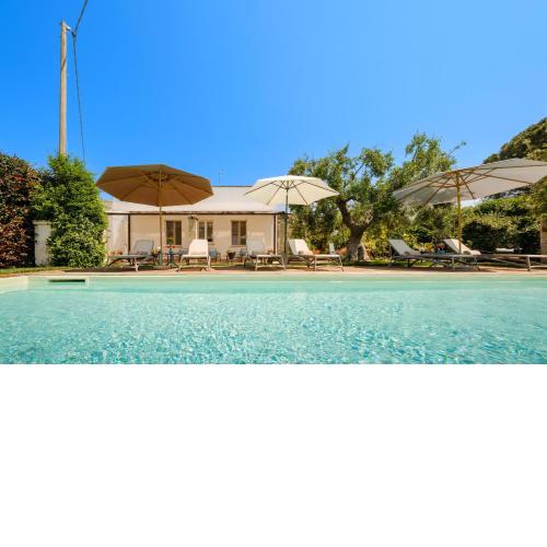 Hello APULIA - Dimora Lamioni with private pool
