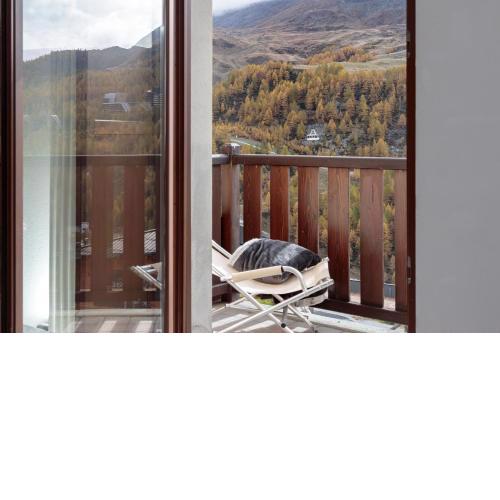 HelloChalet - Maison Skis Aux Pieds - ski-in and ski-out, one of kind view on the Breuil-Cervinia's skiruns