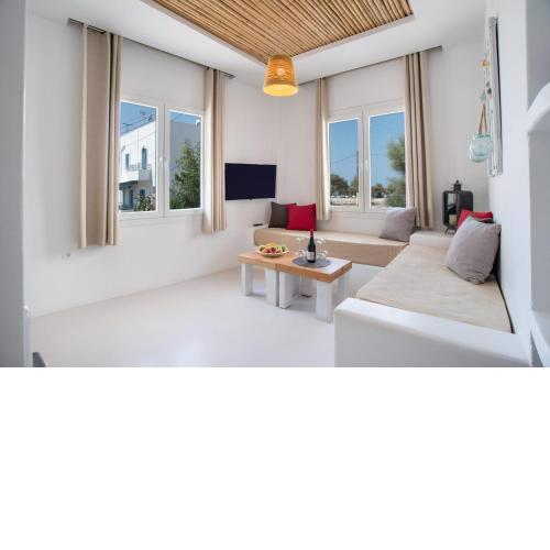 Helmos Family Studio