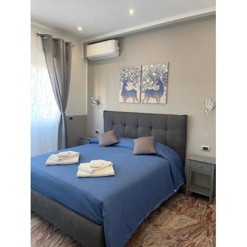 Henry Suite