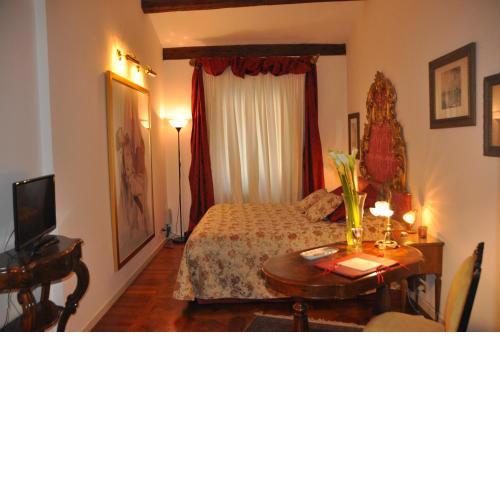 Henry's Heaven Apartment