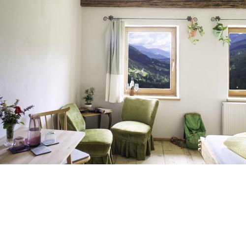 Hepi Lodge