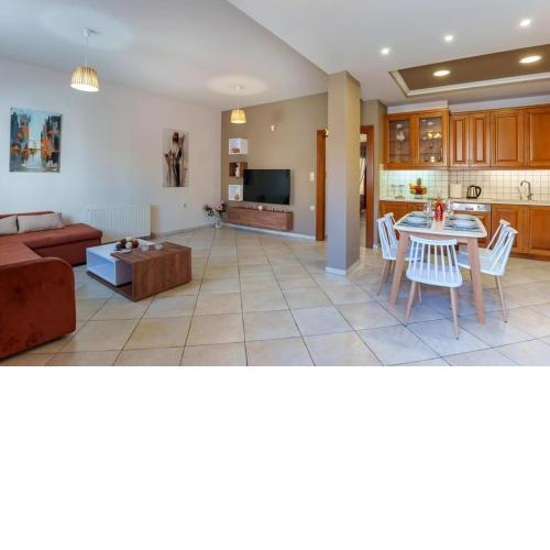 Heraklion City House