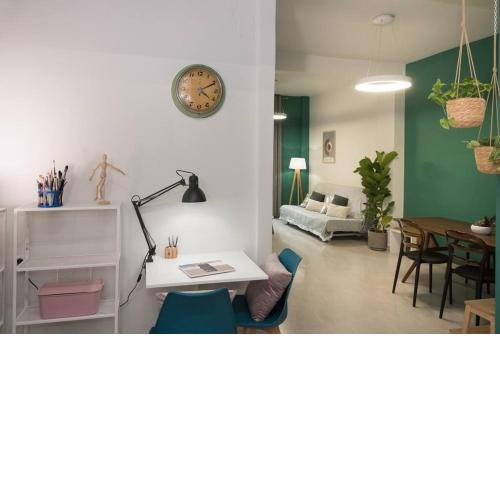 Heraklion Home: Modern & Family-Friendly