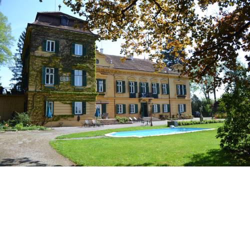 Herrenhaus Burgau
