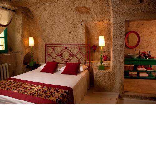 Hezen Cave Hotel