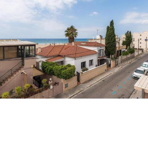HHBCN Beach House Castelldefels #3