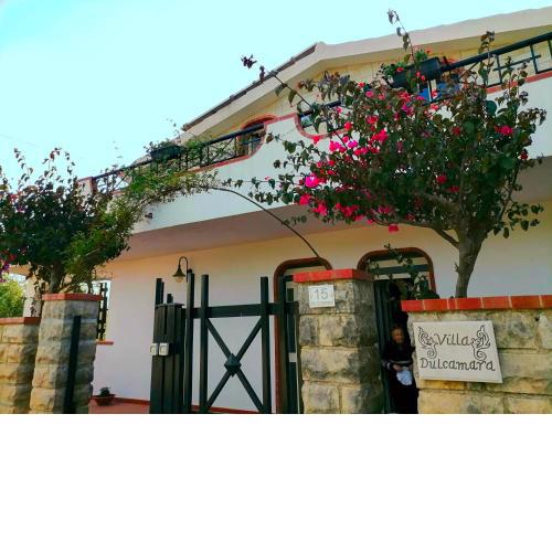 Hibiscus House
