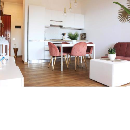 Hidden Gem Apartment with Swimming Pool