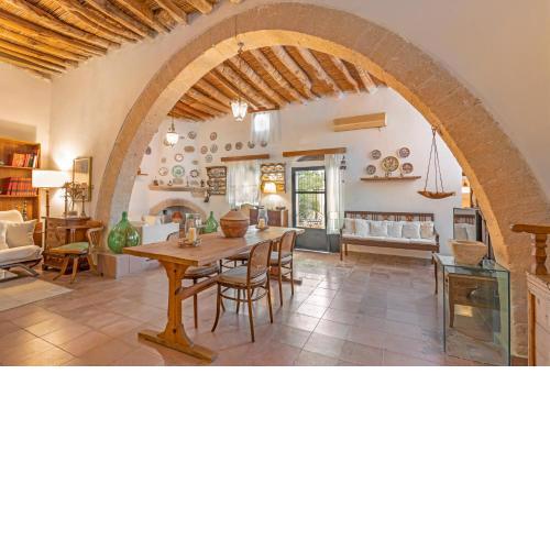 Hidden Gem of Afandou , Traditional House & Patio