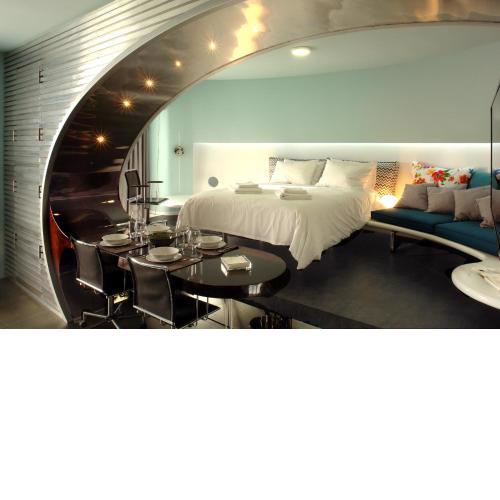high end suite at the center of Heraklion
