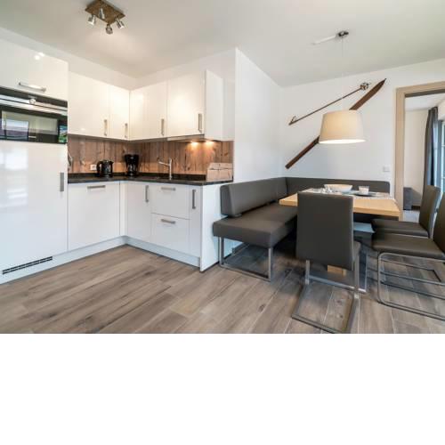 High-quality holiday home in Mühlbach, near the ski lift