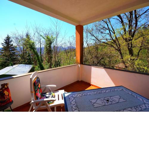 Hilltop Holiday Home in Sesta Godano with Balcony Parking