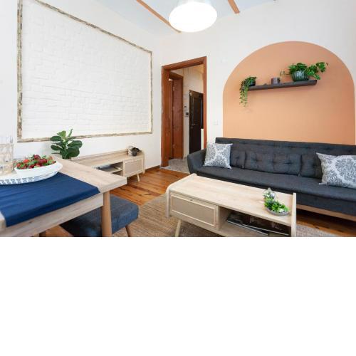 Historic Getaway in Pera
