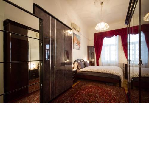 Historical Center Apartment