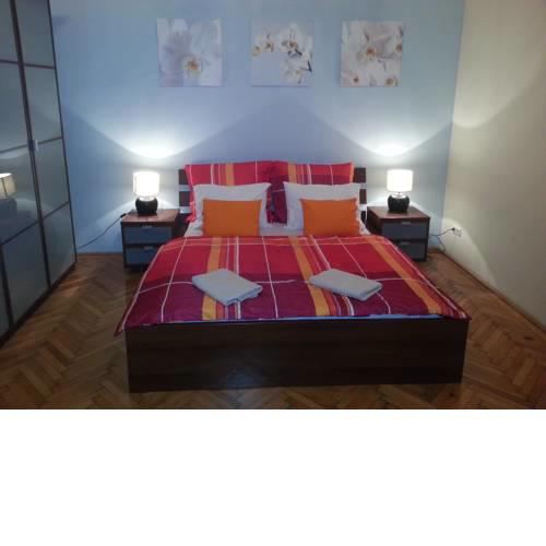 Ho-Bi Room and Apartment