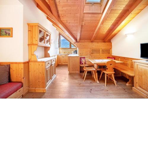 Hof am Schloss Apartement Zirm