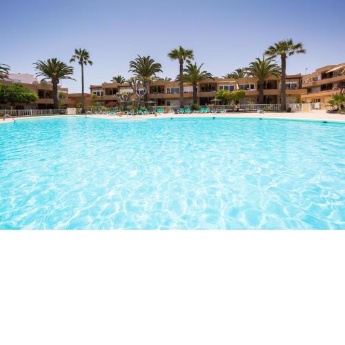 Hola Bent Pool and Terrace iRent Fuerteventura