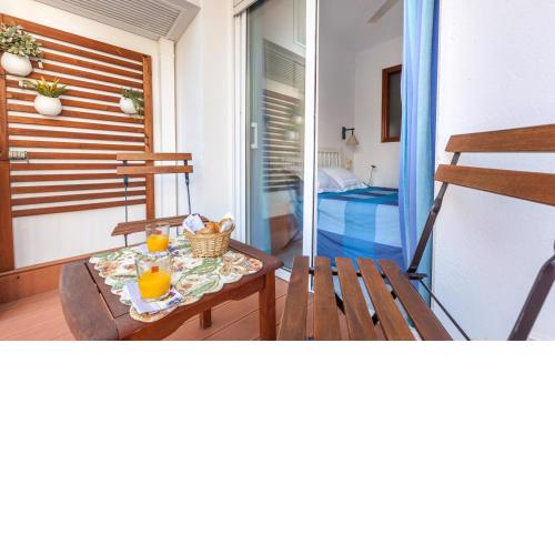 Hola Sitges Apartments