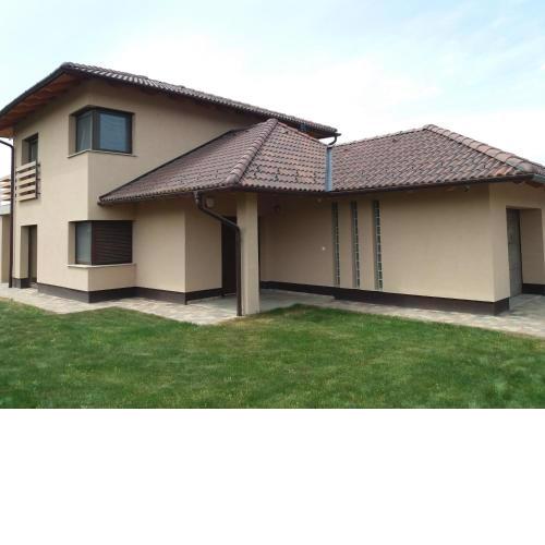 Holdkő Apartman