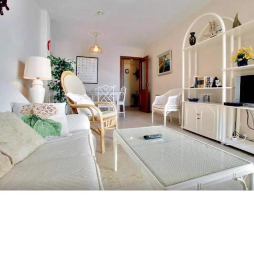 Holi-Rent Veramar