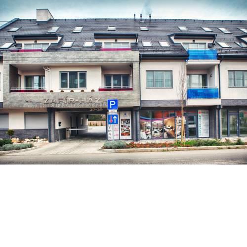 Holiday Apartman