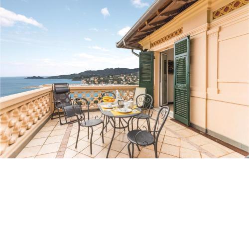 Holiday Apartment Casa Vip 01