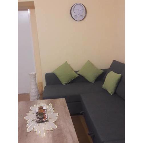 Holiday apartment near the metro