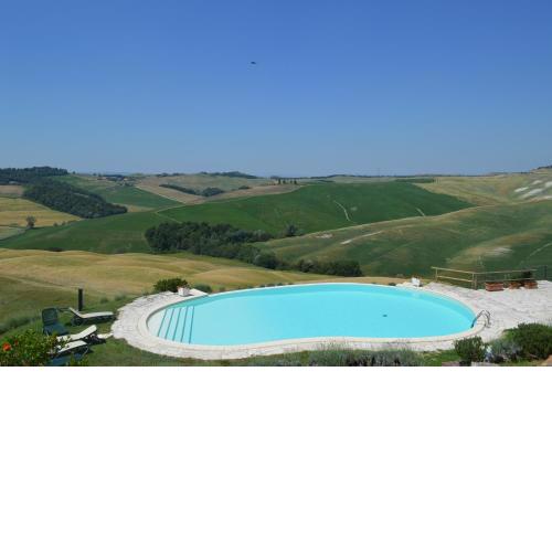 Holiday apartment with swimming pool, strade bianche, swimming pool, view